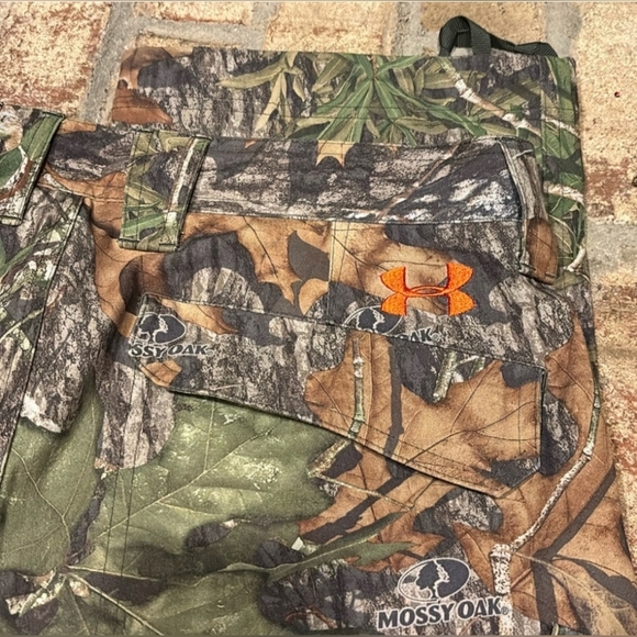 SOLD: Under Armour UA Hunting Mossy Oak Camo Cargo Ripstop Field Pants  SZ 32/32 - Picture 6 of 12